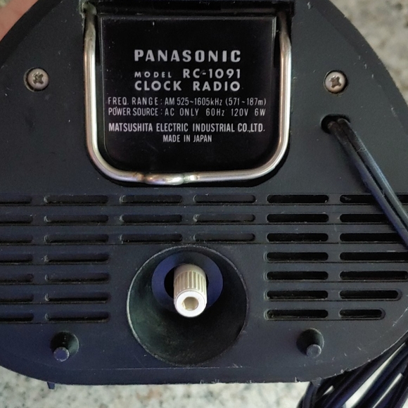 Vintage Panasonic AM Working Clock - Picture 5 of 11